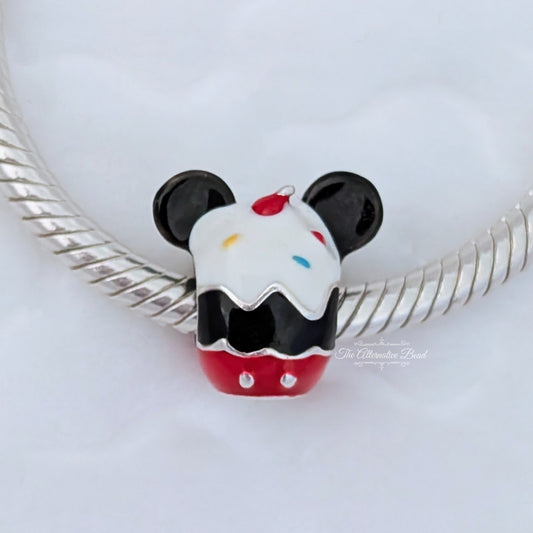 Mickey Cupcake