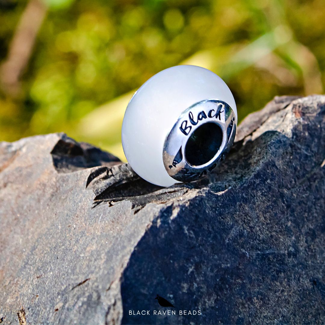 Black Raven Beads Soul (LE) white glass Charm by The Alternative Bead. Your official Black Raven Beads Retailer from Germany