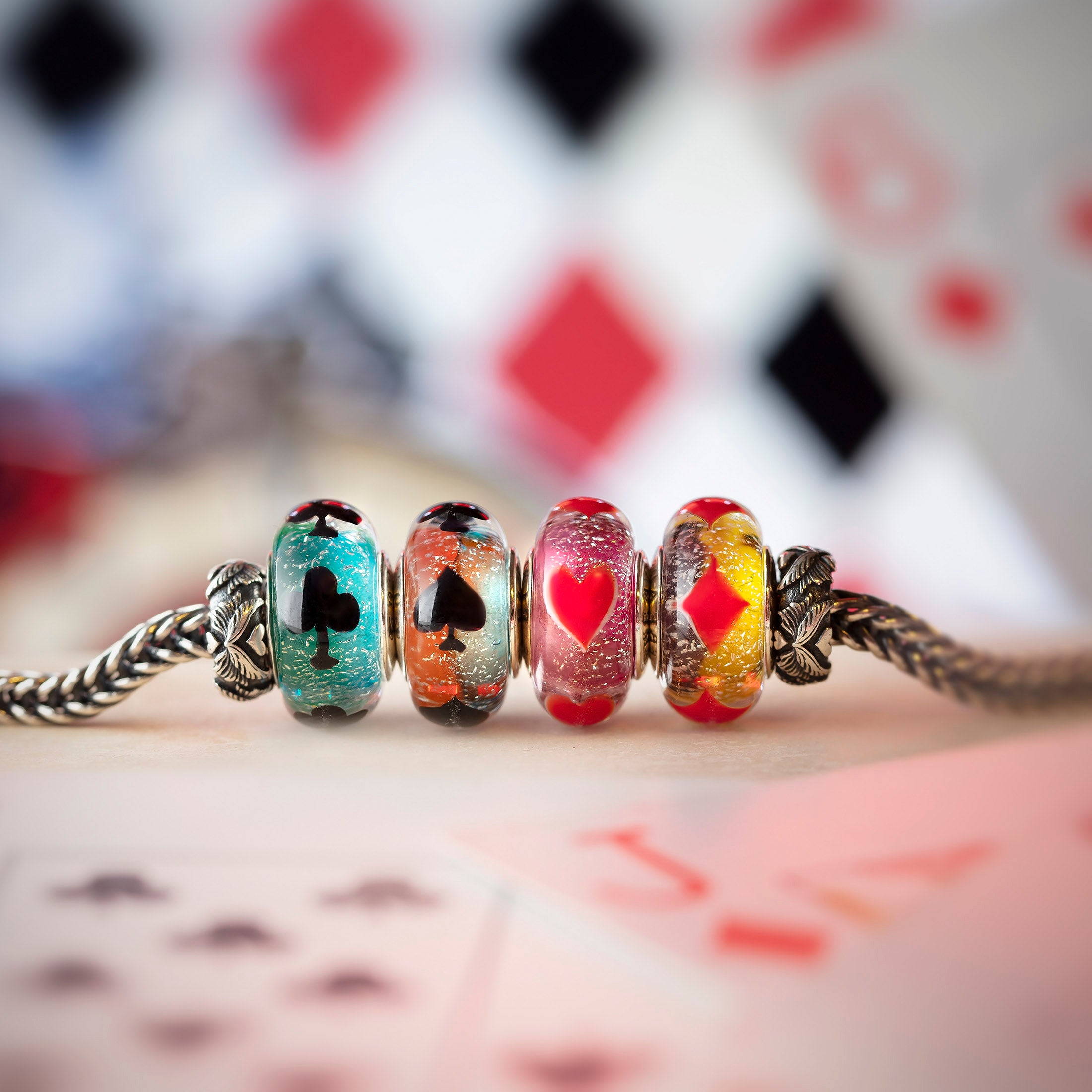 Elfbeads Diamonds of Luck yellow; black glass Bead by The Alternative Bead. Your official Elfbeads Retailer from Germany
