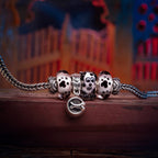 Elfbeads Paws of Belonging white; black glass Bead by The Alternative Bead. Your official Elfbeads Retailer from Germany