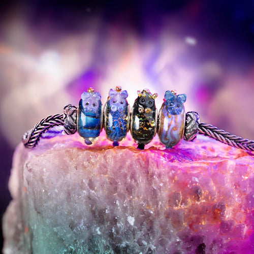 Elfbeads Celestial Mist Dragon blue; purple glass Bead by The Alternative Bead. Your official Elfbeads Retailer from Germany