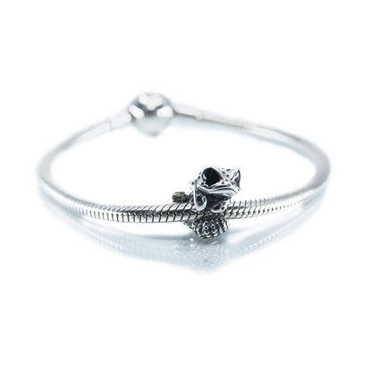 The Alternative Bead: Aurora Charm - Leo the Gecko Sterling Silver Charm Picture 4